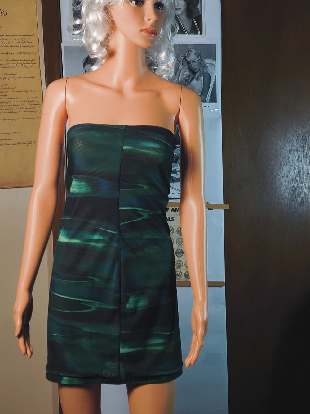 White Fox Spark The Passion Mini Dress M Green Distortion Strapless Homecoming